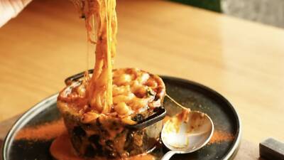 下北沢 チーズと激辛はしご酒 下北沢 チーズと激辛はしご酒