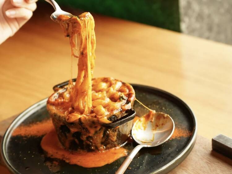 下北沢 チーズと激辛はしご酒