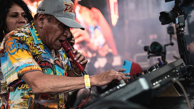 Gran Baile de Sonideros y Sonideras Gran Baile de Sonideros y Sonideras