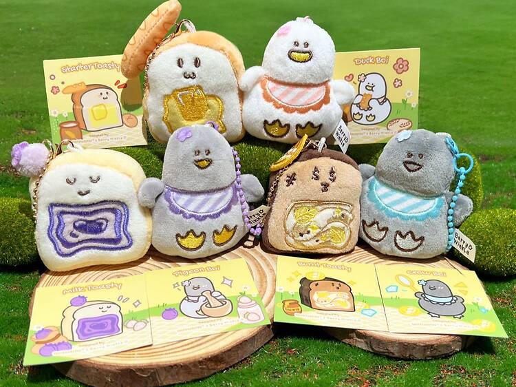 Cute magnetic plushies from Berry Winkle and Tasty Toastys Cute magnetic plushies from Berry Winkle and Tasty Toastys