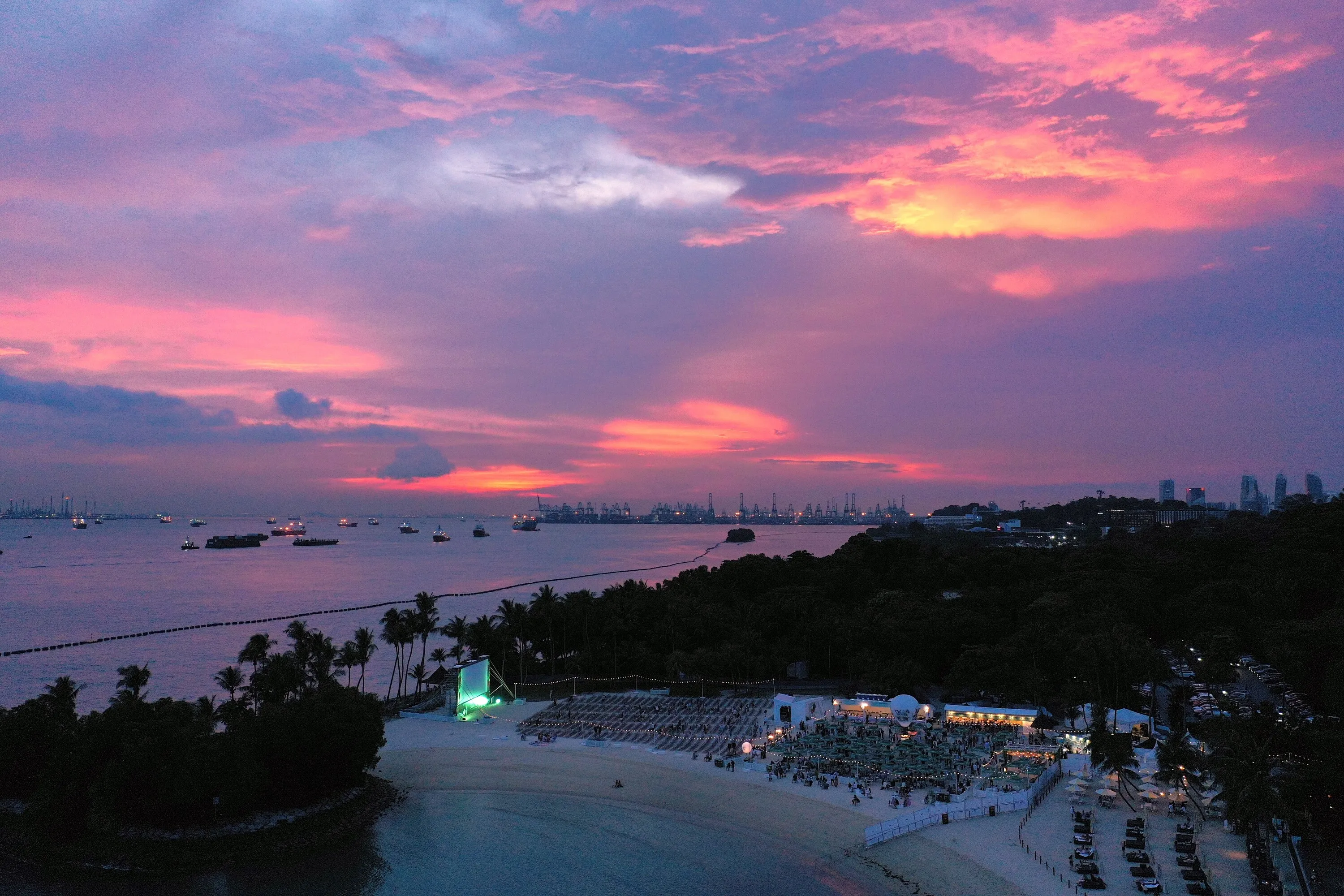 Hendrick's Sunset Cinema