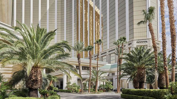 The Ultimate Private Oasis: Four Seasons Hotel Las Vegas