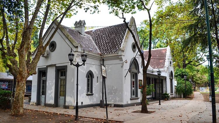 Coghlan: un barrio para guardar en favoritos (y volver)