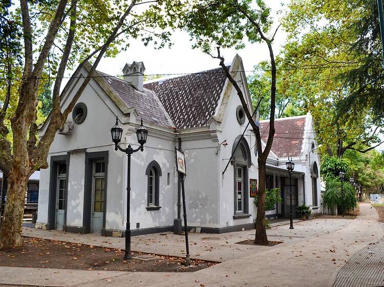 Coghlan: un barrio para guardar en favoritos (y volver)