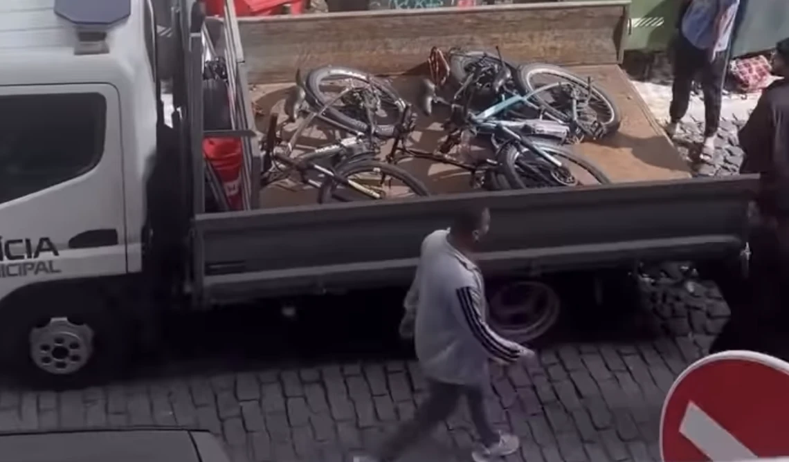 Excerto do v&iacute;deo da apreens&atilde;o no Martim Moniz