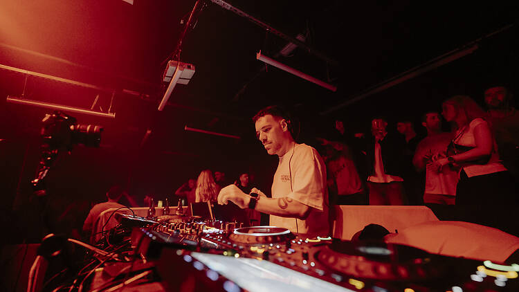 Dance 'til sunrise at Sankeys Dance 'til sunrise at Sankeys