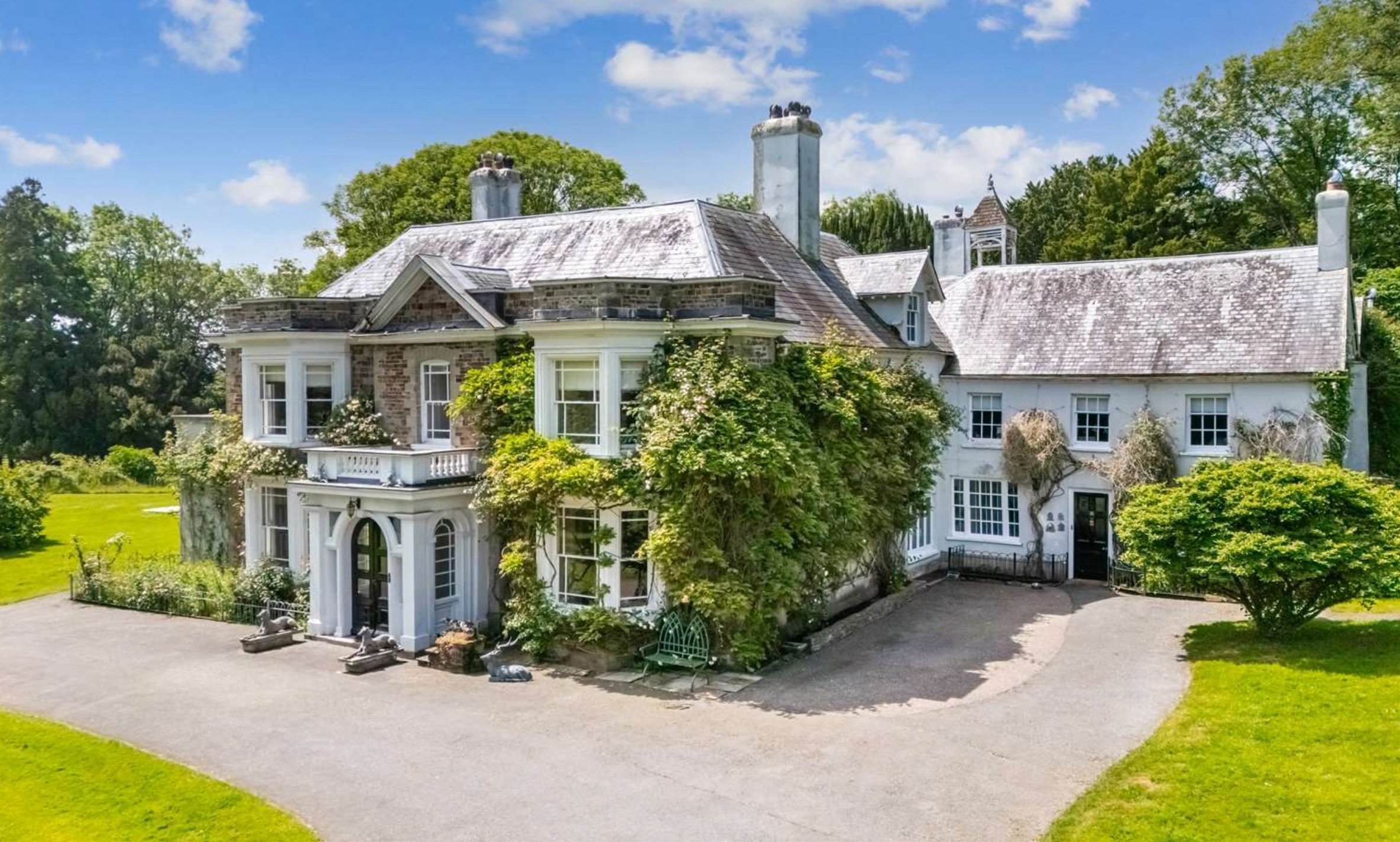 Now On The Market: This Rolling Stones Legend’s Rock ‘n’ Roll Country ...