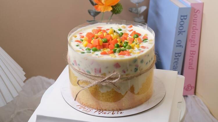 「三色豆之亂」殺入甜品界？網店推「三色豆雪崩蛋糕」