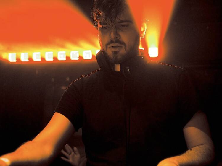 Close the weekend with underground energy from Rinascimento