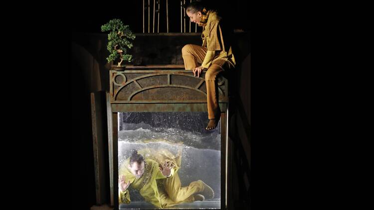 A mover el esqueleto