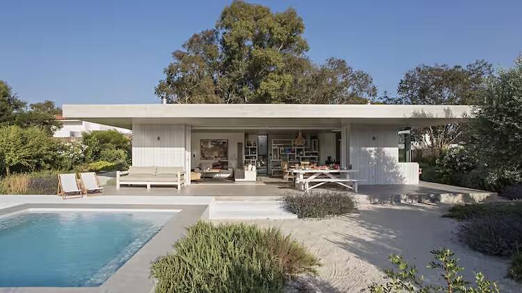 The Socialite’s Choice: Villa Liberty