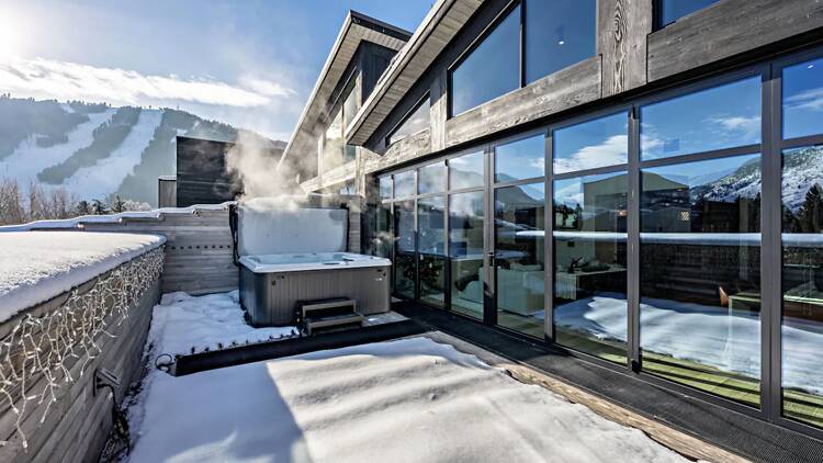 The Teton Village Gem: Contemporary Condo