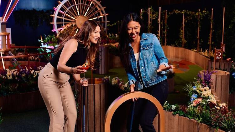 9 (Swingers, The Crazy Golf Club)