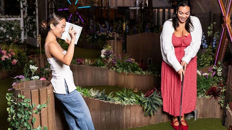 13 (Swingers, The Crazy Golf Club)