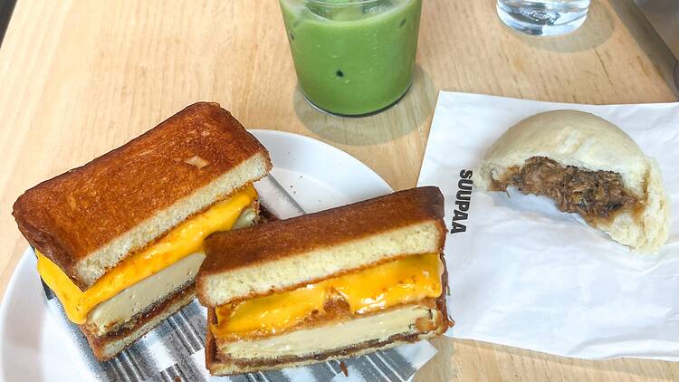 The fried egg sando, steamed pork bun and a matcha at Suupaa.