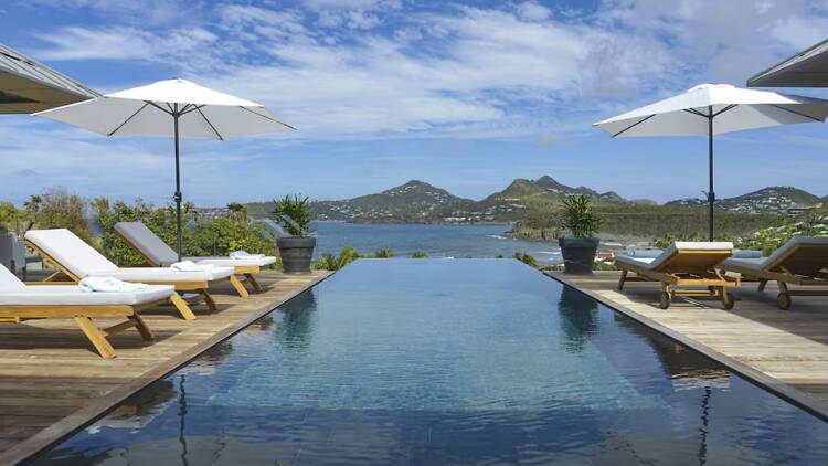 The Hillside Hideaway: Villa with Panoramic Views The Hillside Hideaway: Villa with Panoramic Views