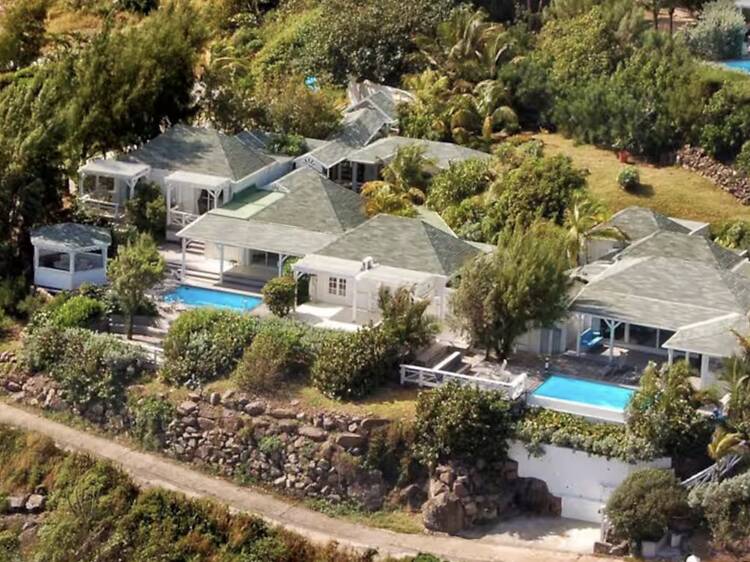 The Romantic Bolthole: Cozy Hillside Cottage The Romantic Bolthole: Cozy Hillside Cottage