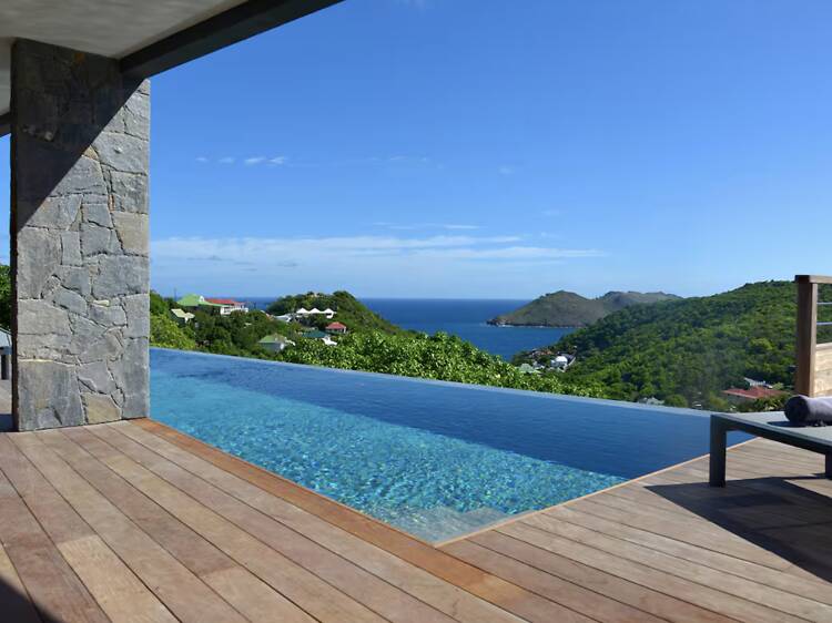 The Beachfront Gem: Anse des Cayes Villa The Beachfront Gem: Anse des Cayes Villa