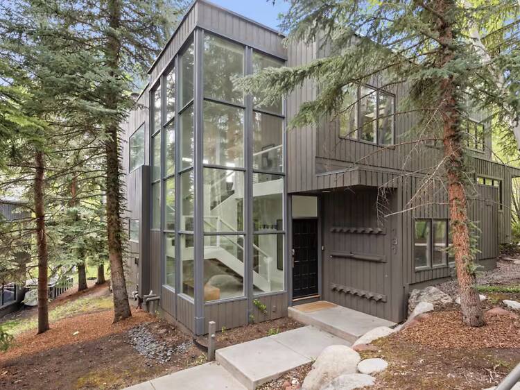 The Eco-Luxury Cabin: Sustainable Forest Retreat The Eco-Luxury Cabin: Sustainable Forest Retreat