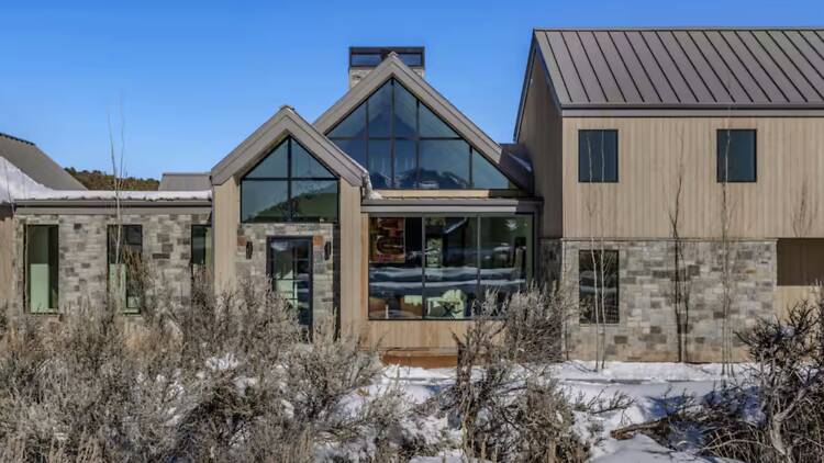 The Highland Bowl Base: Ski-In Highlands Villa The Highland Bowl Base: Ski-In Highlands Villa