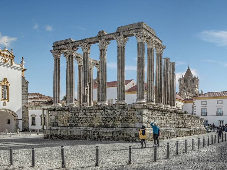 Guia Repsol vai fazer brilhar os “sóis” de 2026 em Évora Guia Repsol vai fazer brilhar os “sóis” de 2026 em Évora