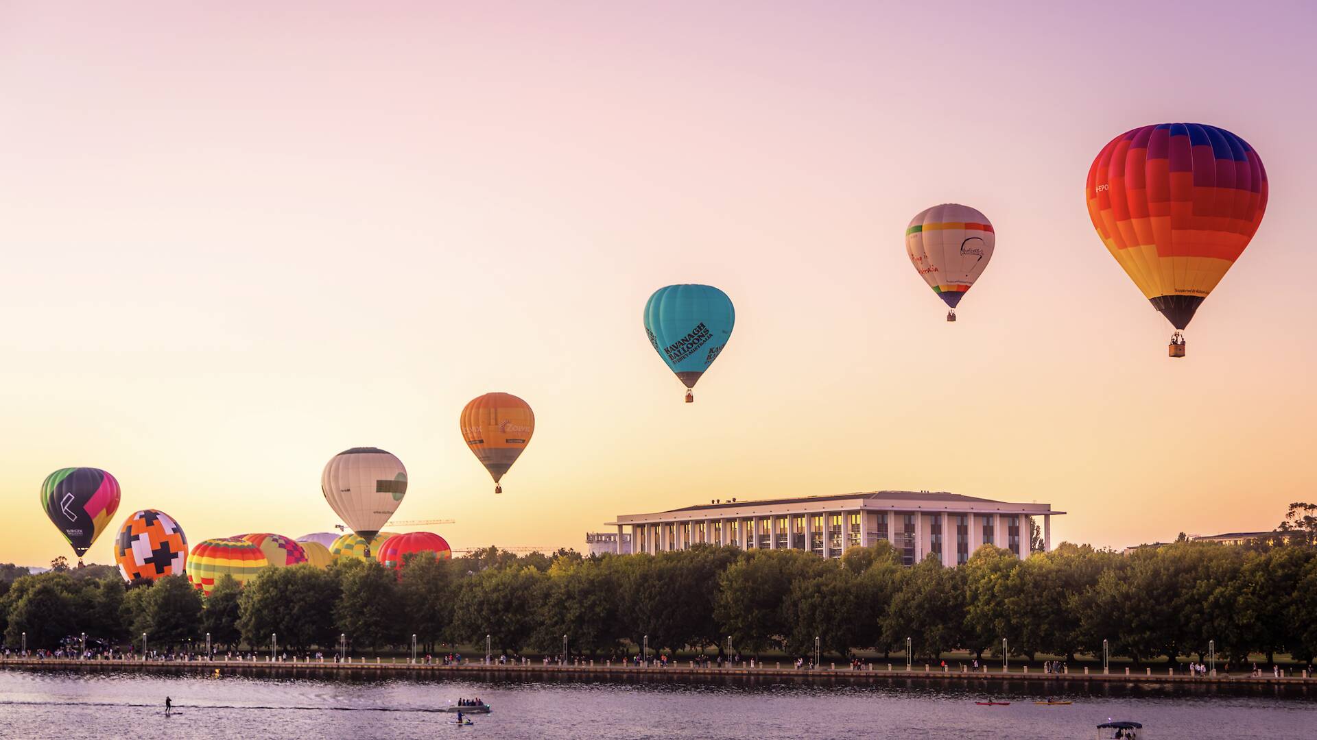 Canberra Balloon Spectacular 2026: Free hot air balloon festival