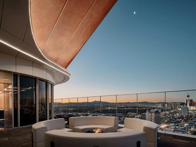 Circa Resort & Casino (Adults Only)