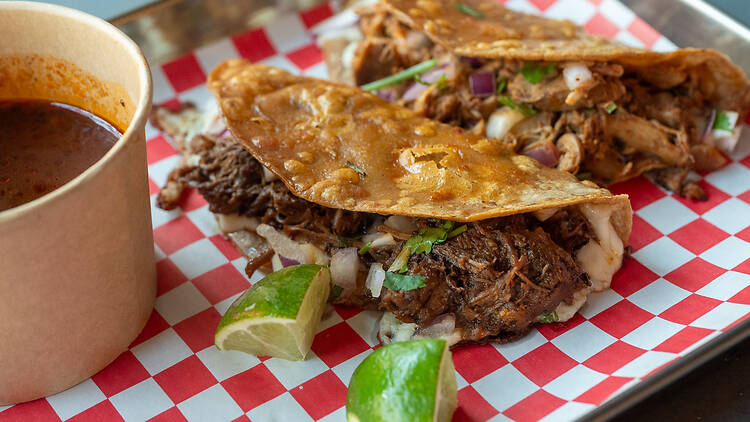 Tacoya – Birrieria