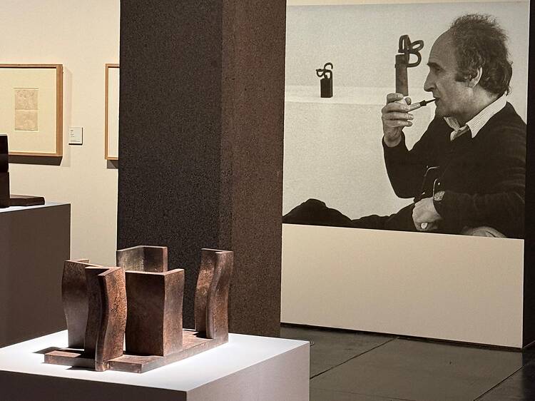 Eduardo Chillida: Soñar el espacio Eduardo Chillida: Soñar el espacio