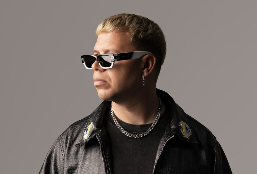 Slithahim Rapper Catch multi-platinum producer Tom Enzy's crisp percussion at APT 101 ...