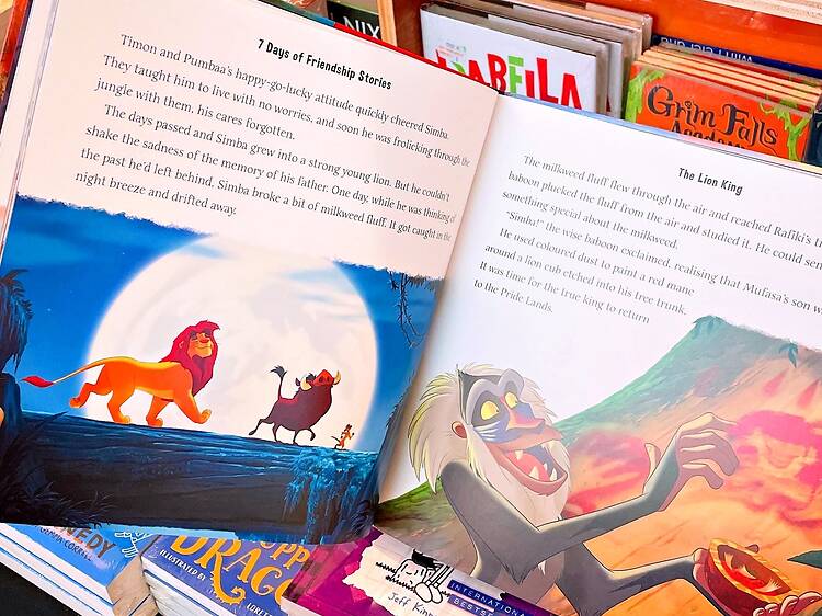 กองทัพหนังสือระดับโลกกว่า 5 แสนเล่ม สวรรค์ของนักอ่านกับส่วนลดที่สุดแห่งปี กองทัพหนังสือระดับโลกกว่า 5 แสนเล่ม สวรรค์ของนักอ่านกับส่วนลดที่สุดแห่งปี