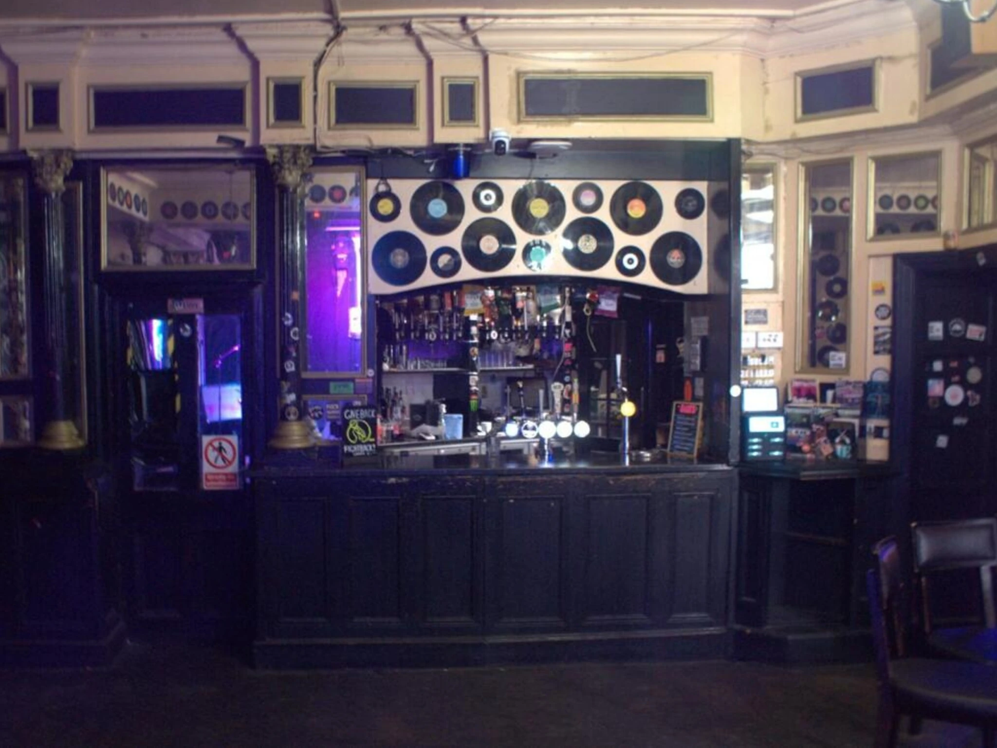 Fiddlers Elbow, music venue and pub in London