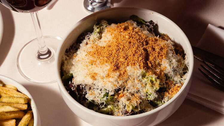 Grasa: ensalada caesar como guarnición Grasa: ensalada caesar como guarnición