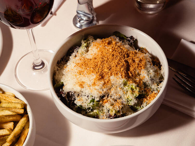 Grasa: ensalada caesar como guarnición Grasa: ensalada caesar como guarnición