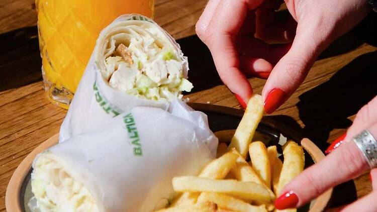 Báltica Café: caesar en formato wrap Báltica Café: caesar en formato wrap