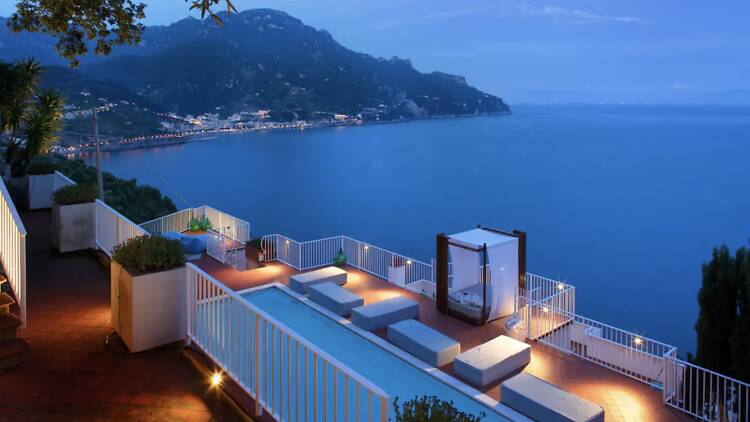 The Honeymoon Holy Grail: Romantic Cliffside Suite The Honeymoon Holy Grail: Romantic Cliffside Suite