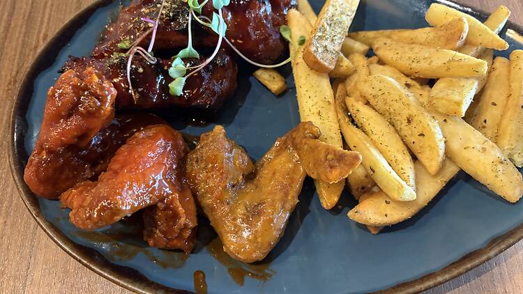 Review: Cowfish Waterfall Corner