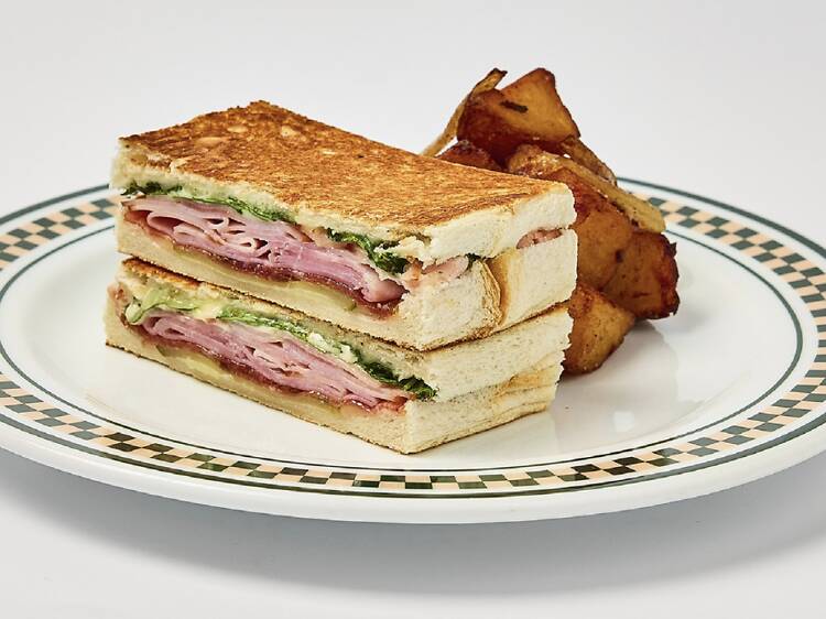 Mickey’s Diner BKK Mickey’s Diner BKK