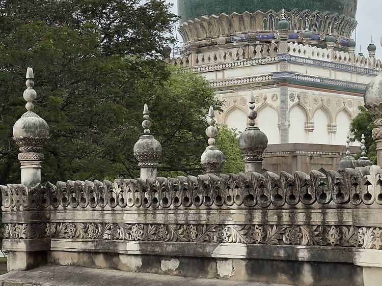 Qutb Shahi Tomb