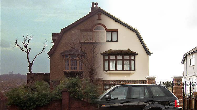 hellraiaer hellraiaer