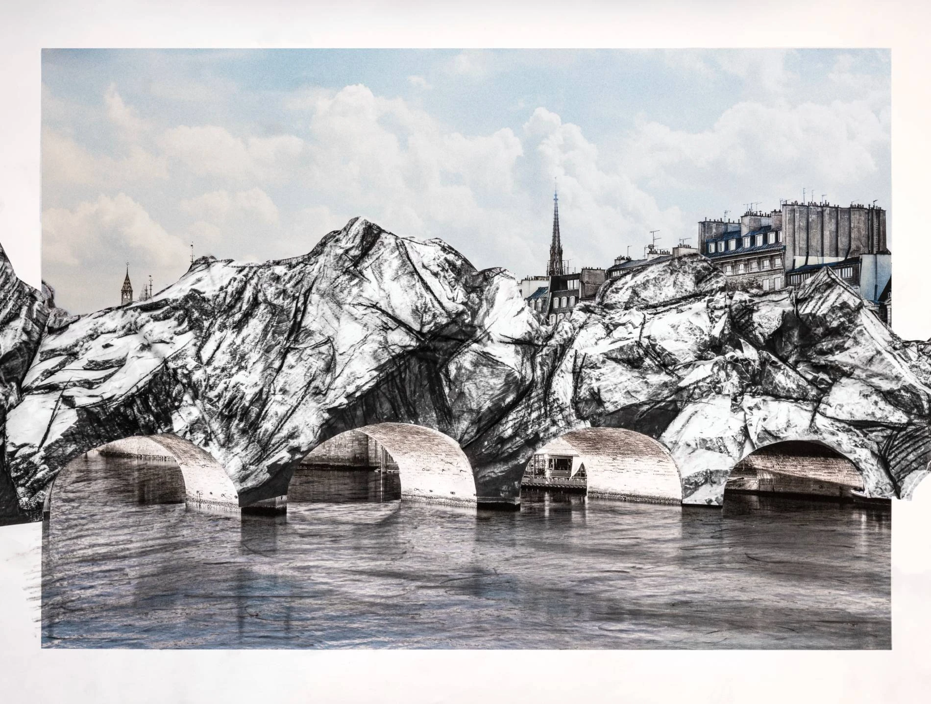 Le Pont Neuf devient une caverne : ce qu&rsquo;il faut savoir sur l&rsquo;installation monumentale de JR