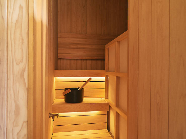 They have seriously sweat-worthy saunas
