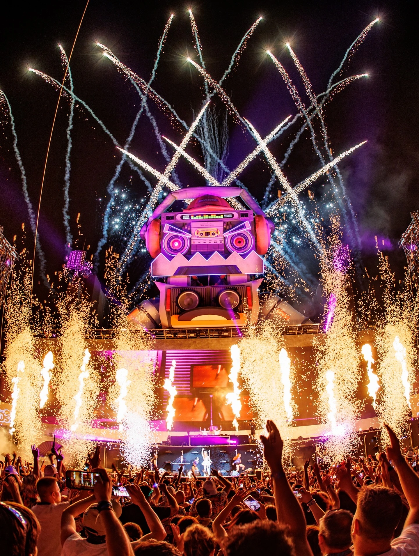 Love The 90's Festival. &iexcl;Yo sal&iacute;a de fiesta en los 90!