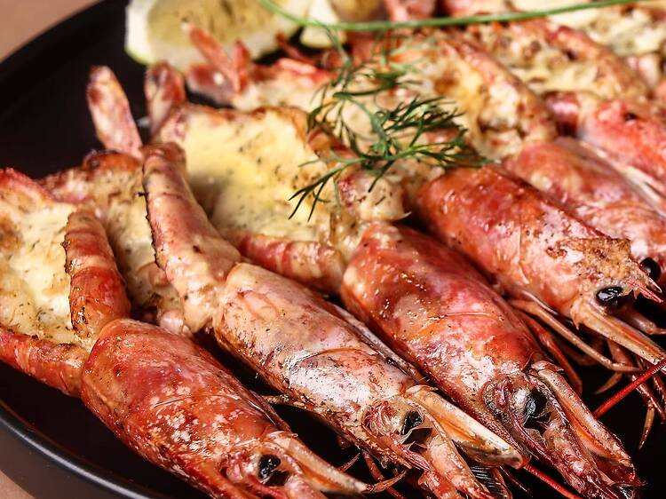 Nouveau Coffee and Grill, Century City