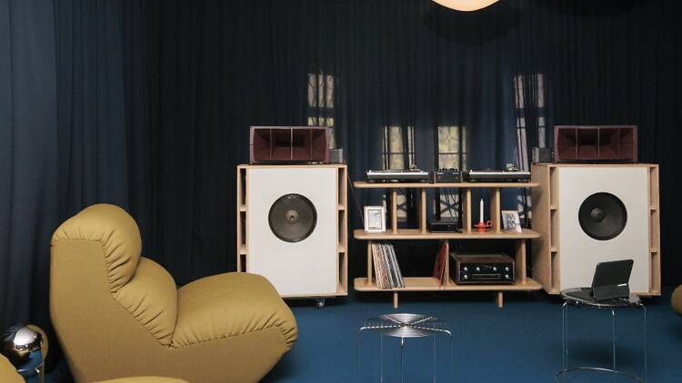 ดื่มด่ำโลกของเจ้าพ่ออิเล็กทรอนิกส์ญี่ปุ่นผ่านแผ่นเสียง ในงาน ‘Vinyl-Only Listening Session’ ดื่มด่ำโลกของเจ้าพ่ออิเล็กทรอนิกส์ญี่ปุ่นผ่านแผ่นเสียง ในงาน ‘Vinyl-Only Listening Session’