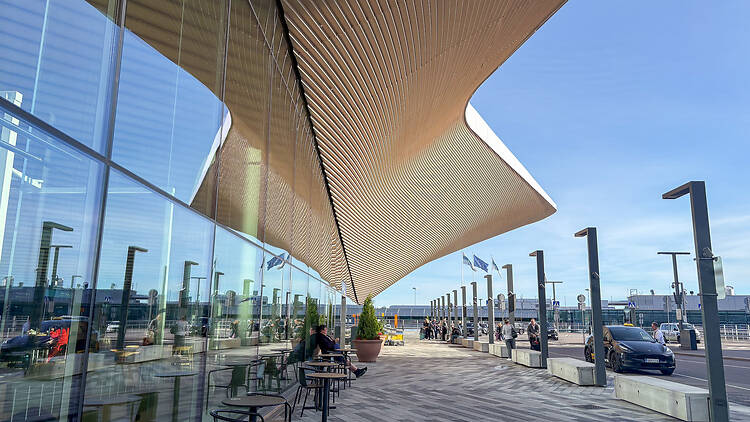 Wooden ceiling of the Helsinki Airport from outside Wooden ceiling of the Helsinki Airport from outside