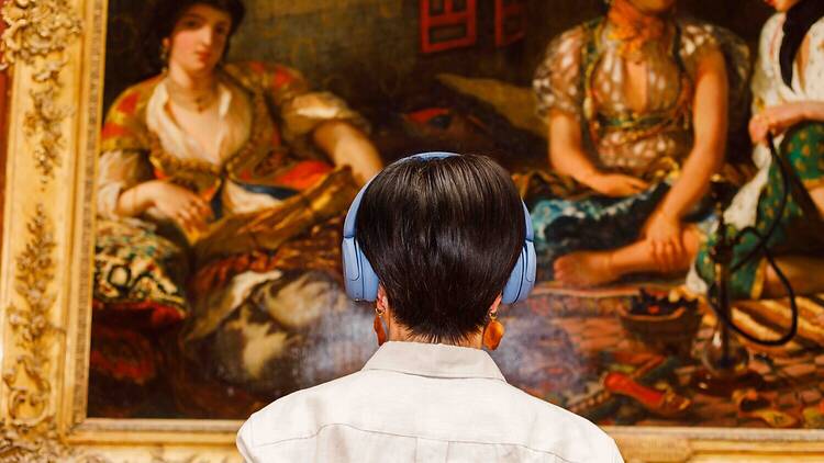 Avant sa mort, Martin Parr a photographié le Louvre pour une collection Uniqlo