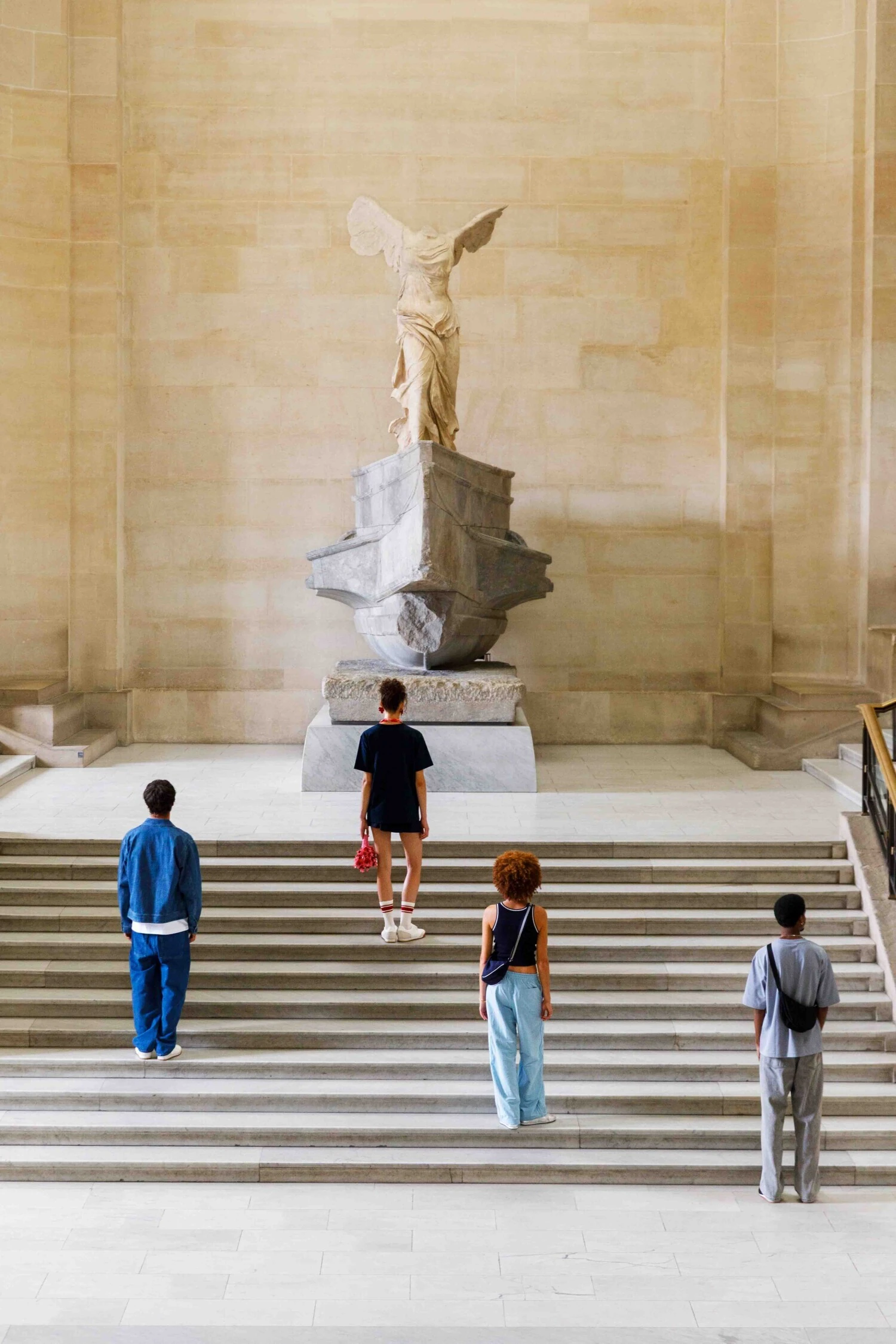 Avant sa mort, Martin Parr a photographi&eacute; le Louvre pour une collection Uniqlo