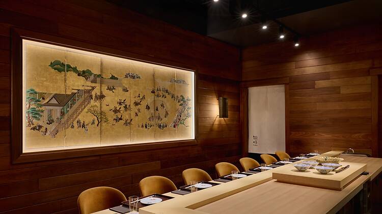 Counter of Muku with a golden mural