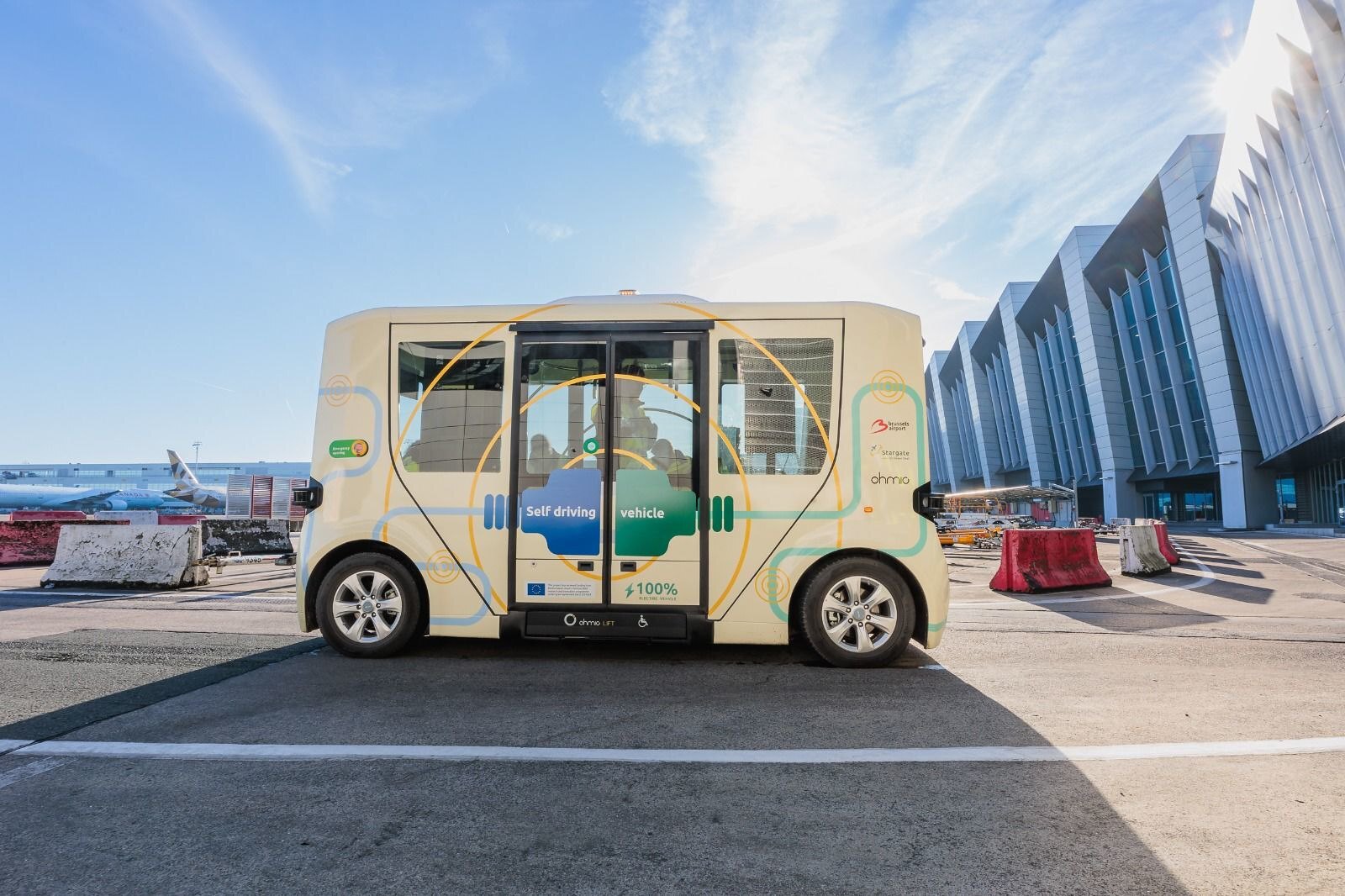 Self-driving shuttles are coming to Newark Liberty Airport